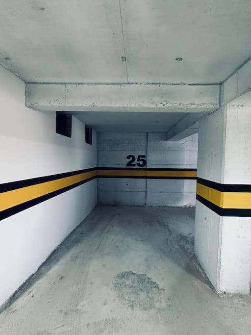 Priam Apartment Приштина Екстер'єр фото